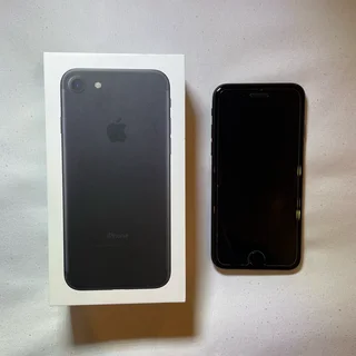 iPhone 7, Black, 32GB