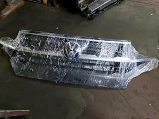 Vw Amarok Front Grille