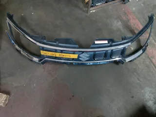 Suzuki ignis front grille