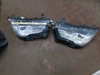 GWM P-SERIES both side headlight,
