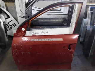 Hyundai XUV 500, left front door,