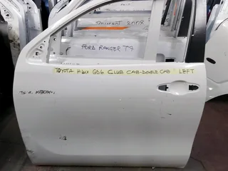 Toyota Hilux GD6 Club cab double cab left side front oor
