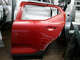 Volvo XC40, left back door,