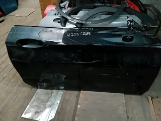 Mercedes Benz w205 Coupe right door,