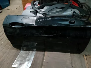 Mercedes Benz w205 Coupe right door,