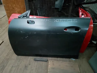 Mercedes Benz w257 CLS, left door,