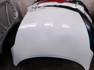 Nissan Juke bonnet