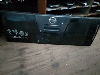 Nissan Navara tailgate,