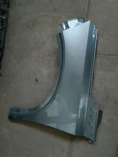 Suzuki Vitara left fender,