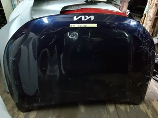 kia seltos bonnet,