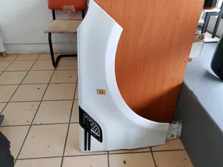 Range Rover sport right side fender 2015