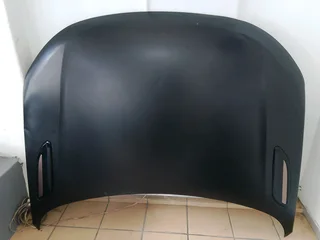 Range Rover velar bonnet new