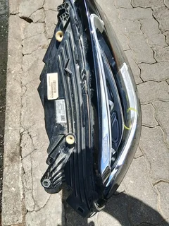 Mercedes Benz w253, right side headlight,