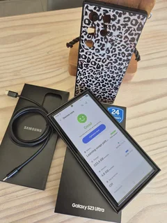 Samsung Galaxy S23 Ultra – 256GB | Dual SIMPrice: R12 800Condition: 10/10 –