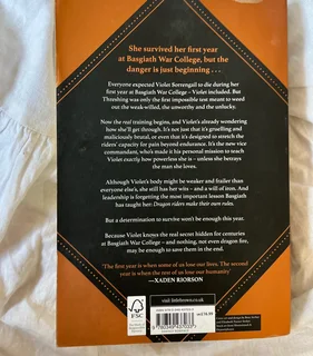 Iron Flame by Rebecca Yarros – 623 pages – Like New – R350