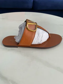 Women slides /slippers/flops