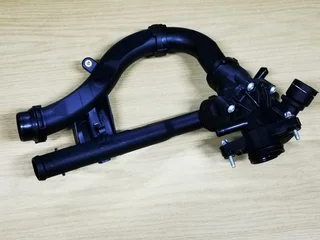 Mercedes-Benz M274 engine thermostat