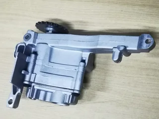 Mercedes benz GL320, GL350, ML320, ML350, and R320 from 2007 to 2017 engine oil pump