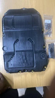 MERCEDES BENZ W205, W213, GLC BRANDNEW GEARBOX SUMP