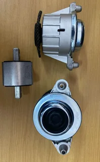 Mercedes Benz W204 Petrol Brandnew Engine mountings