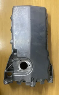 GOLF 4 1.8T JETTA 1.8T BRANDNEW OIL SUMP WITH SENSOR HOLE