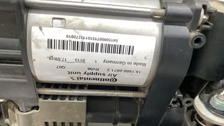 VOLVO XC60 AIR SUSPENSION COMPRESSOR