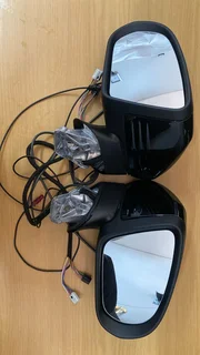 MERCEDES BENZ W205 COUPE BRANDNEW COMPLETE MIRRORS