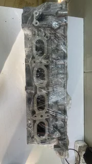 MERCEDES BENZ M274 CYLINDER HEAD