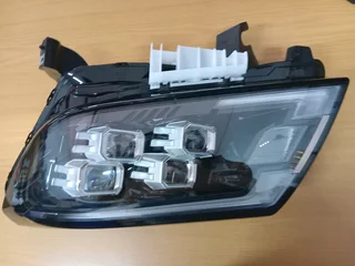 Nissan Navara Brandnew Headlight