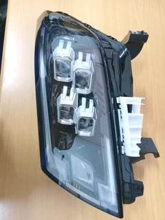 Nissan Navara Brandnew Headlight