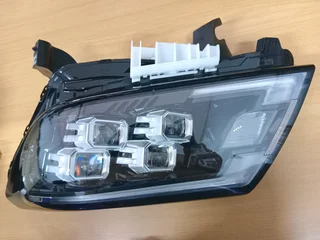 Nissan Navara Brandnew Headlight