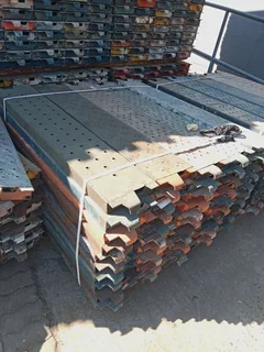  SCAFFOLDING SOLUTIONS  Expertly Crafted, Durable, and Reliable!