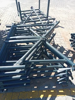  UNLEASH YOUR BUILDING POTENTIAL!  Premium Formwork Materials! 