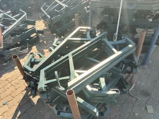  MAXIMIZE YOUR BUILDING POTENTIAL!  Formwork &amp; Scaffolding Supplies for Ambitious Builders!