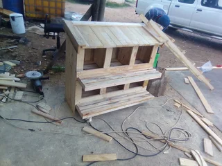 Chicken nestin boxes