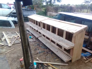 Chicken nestin boxes