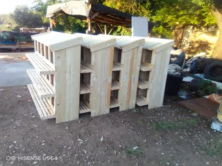 Chicken nestin boxes