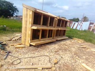 Chicken nestin boxes