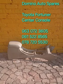 Toyota Fortuner Center Console