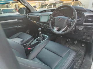 2020 Toyota Hilux 2.8 GD-6 X/Cab, excellent condition, full service, 96000km, R289900