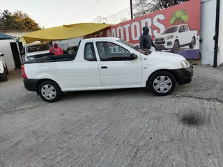 2021 Nissan  NP200 1.6, excellent condition, full service, R89900