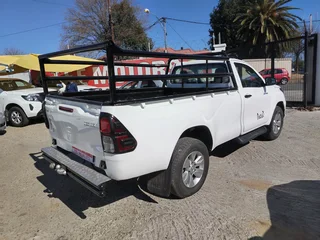 2019 Toyota Hilux 2.4 GD-6 D single, excellent condition full service, R269900
