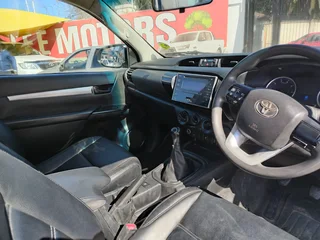 2019 Toyota Hilux 2.4 GD-6 D single, excellent condition full service, R269900