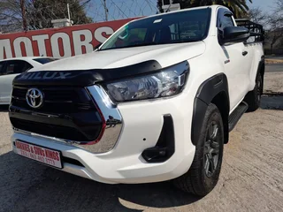 2019 Toyota Hilux 2.4 GD-6 4x4 single cab, excellent condition, full service R269900