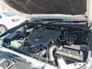 2019 Toyota Hilux 2.4 GD-6 4x4 single cab, excellent condition, full service R269900