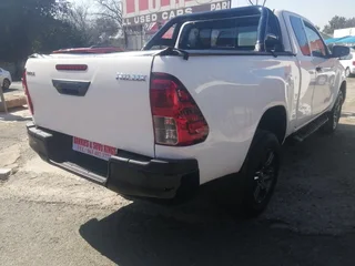 2029 Toyota Hilux 2.4 GD-6 X/Cab, excellent condition, full service, R315000