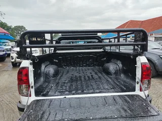 2018 Toyota Hilux 2.8 GD-6 X/Cab 4x4, excellent condition, full service, R289900