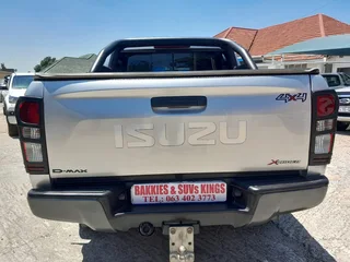2020 Isuzu D-Max 250 D/Cab 4x4, in excellent condition, full service history, R249900