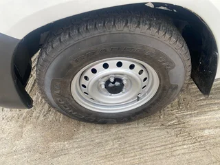 2021 Toyota Hilux 2.4 GD single cab, excellent condition, full service, 92000km, R219900