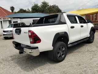 White Toyota Hilux 2.4 GD-6 D/Cab 4x4 SRX AT with 45000km available now!